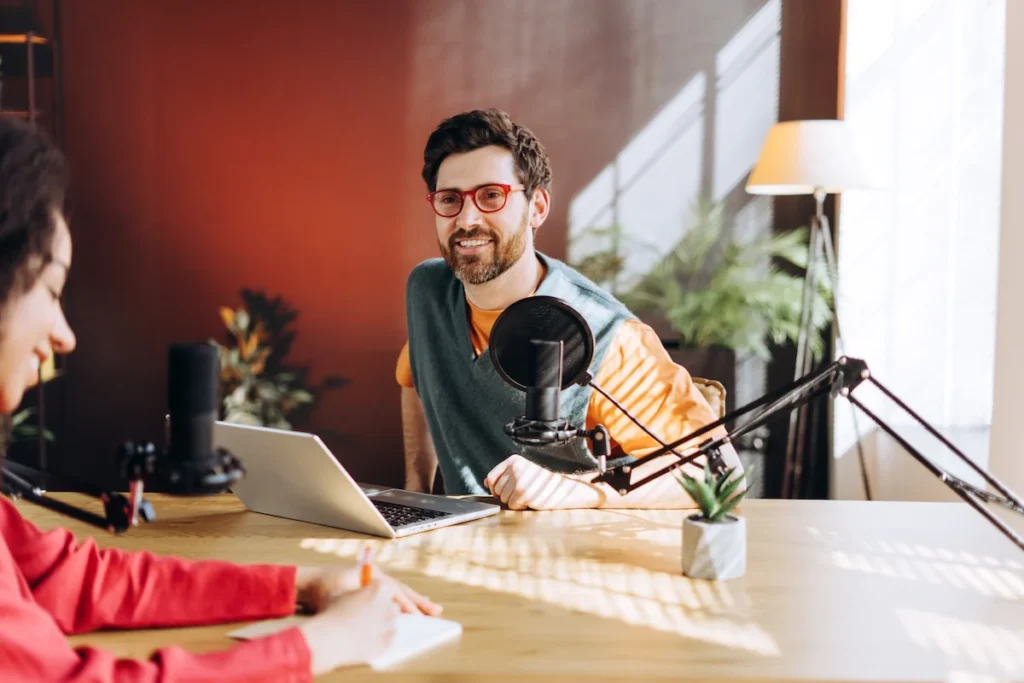 Professionelle Podcast Produktion für Unternehmen